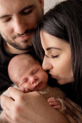 studio capaya photographe grossesse maternité bébé nouveau-né naissance Lyon Chambéry Grenoble Annecy Aix les bains Bourgoin Villefontaine Belley