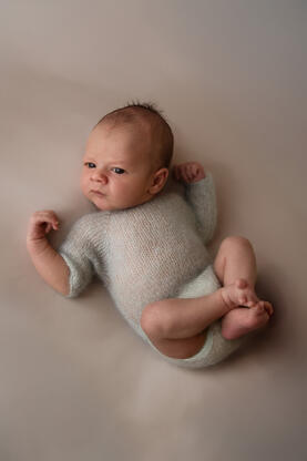 nouveau-né photographe nouveau-né naissance savoie chambéry lyon rhône